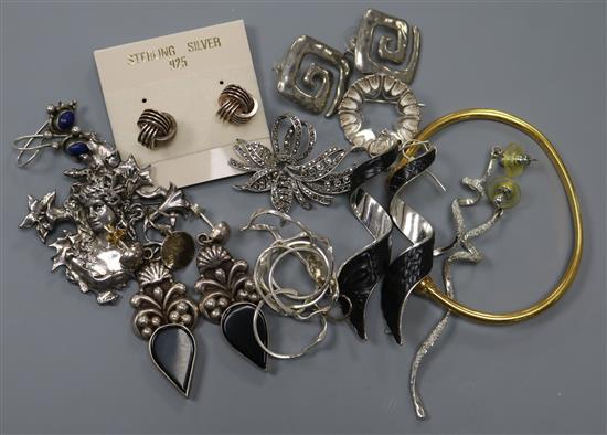 A small group of assorted jewellery including silver.